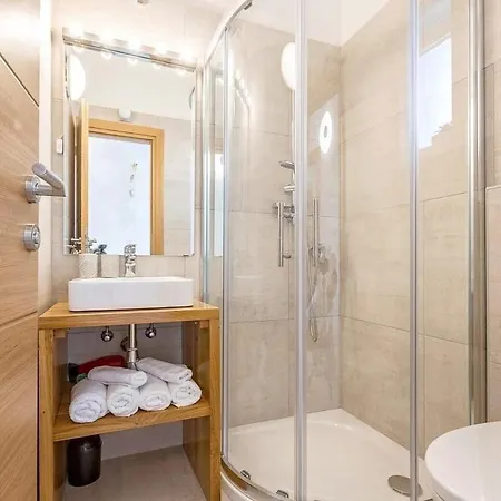 Valencan 2b Vila Peroj